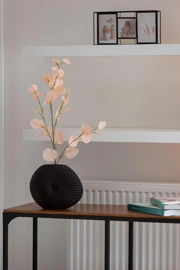 Lakeview Apartment Kapelanow Armii Krajowej By Noclegi Renters Warsaw