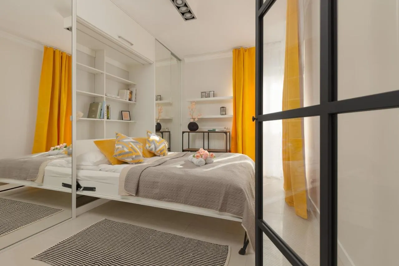 Lakeview Apartment Kapelanow Armii Krajowej By Noclegi Renters contacts
