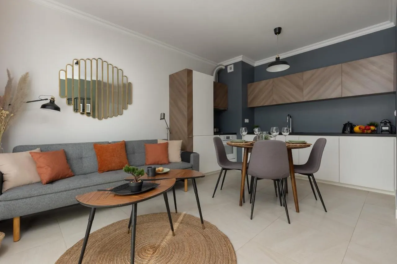 Lakeview Apartment Kapelanów Armii Krajowej by Renters Warszawa 0*,