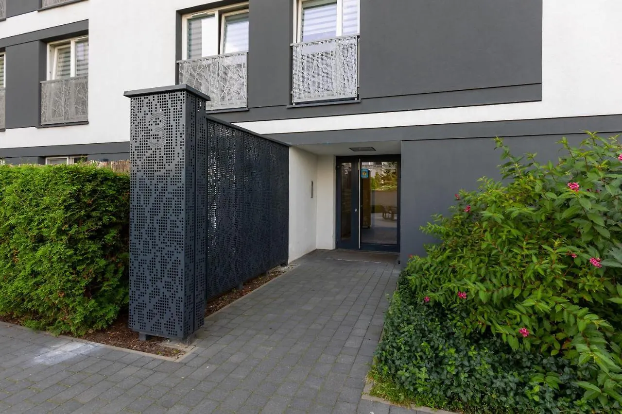 Lakeview Apartment Kapelanów Armii Krajowej by Renters Warszawa Polska